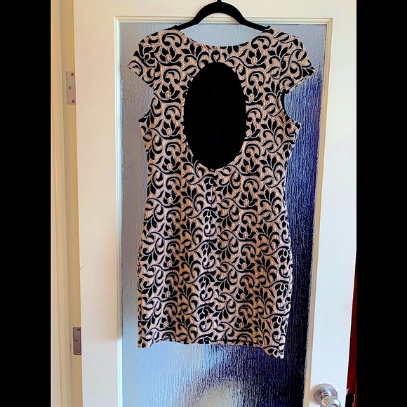 Omina Tan Black Sexy Dress  (Size Large) - Picture 2 of 4